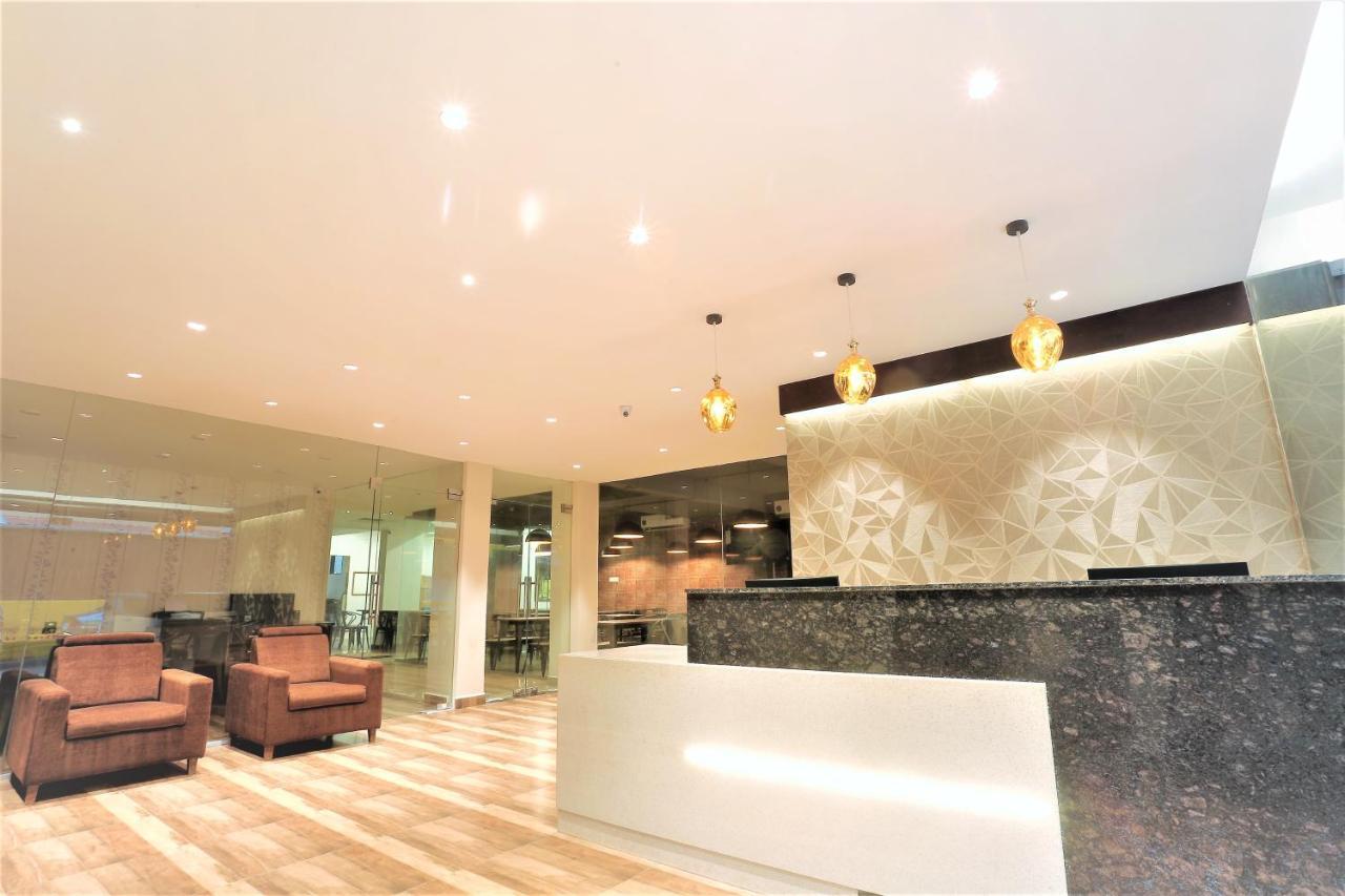 קלנגוטה Tranquil Inn מראה חיצוני תמונה